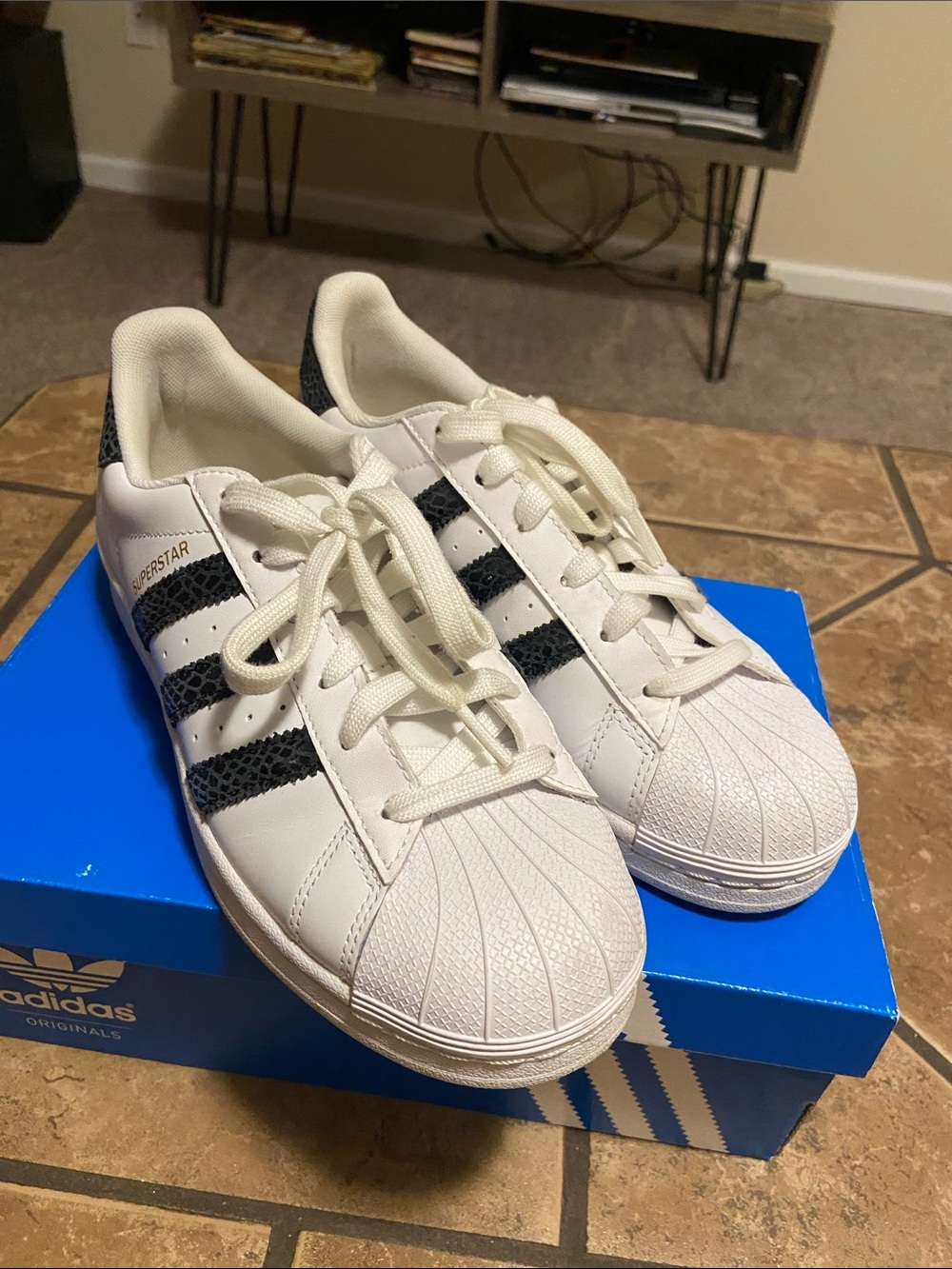 Adidas Gazelle Women’s sneakers
